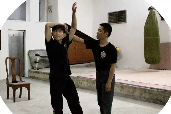 教你如何防身自衛
