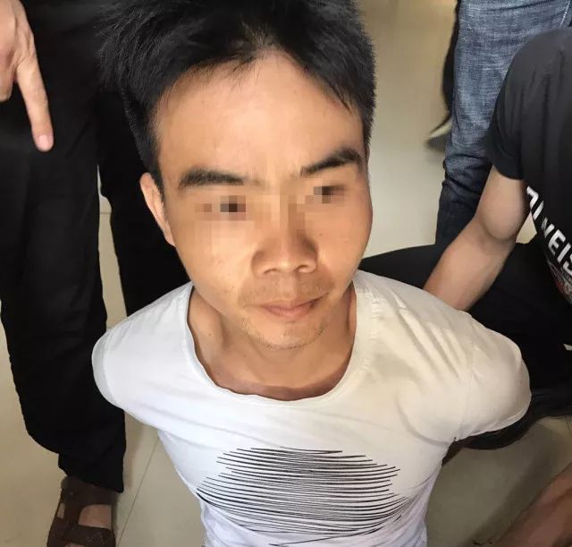 民警抓捕盜車團伙時反被噴催淚劑